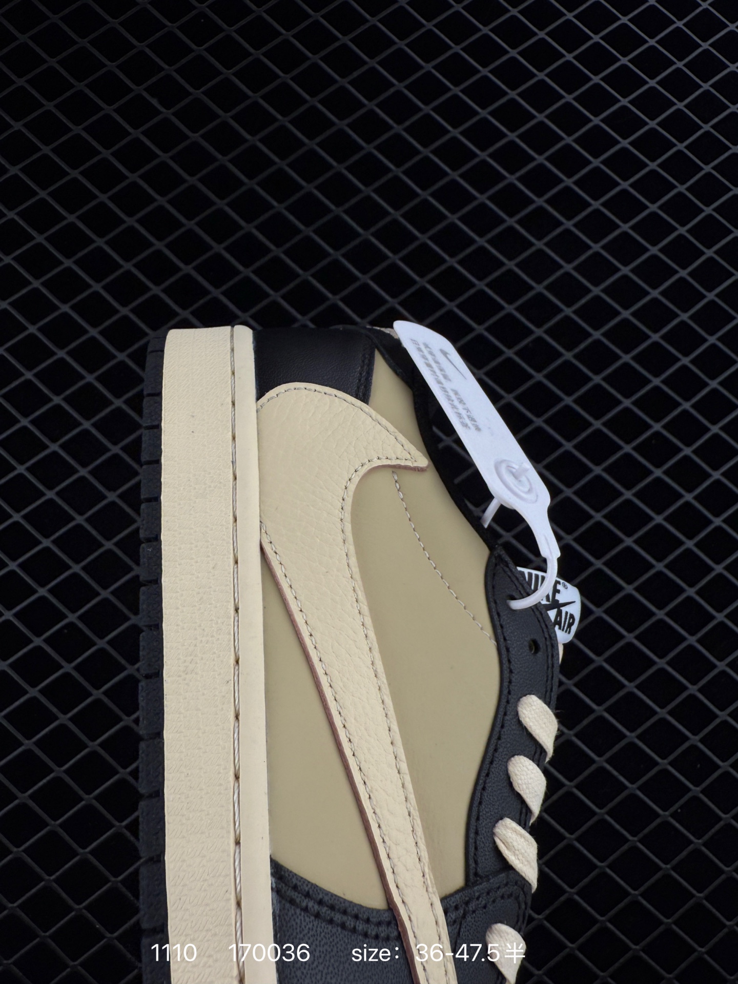 Travis Scott x Air Jordan 1 Low